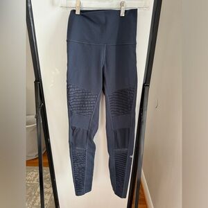Alo Navy Ribbed Leggings